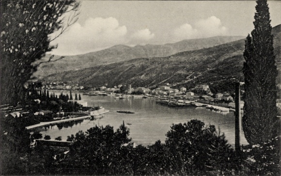 Postcard Gruž Dubrovnik Croatia, view of a bay, mountains in the background, some buildings, trees