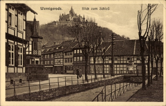 Wernigerode in the Harz Mountains, view of the castle, half-timbered houses, street
