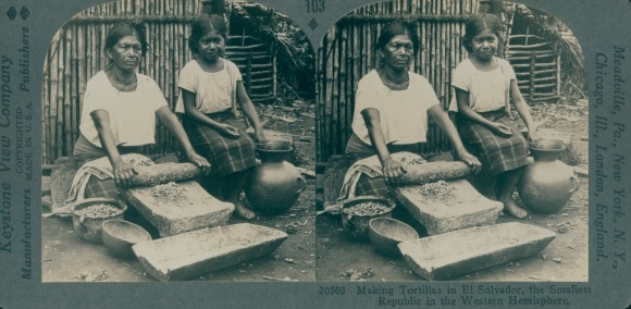 Stereo Postcard El Salvador, Making Tortillas