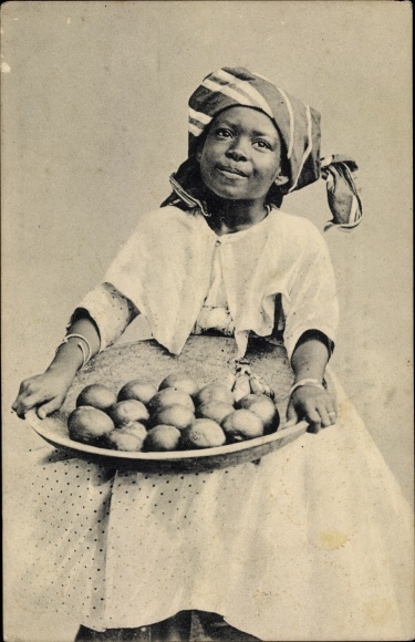 Postcard Suriname, portrait of a woman