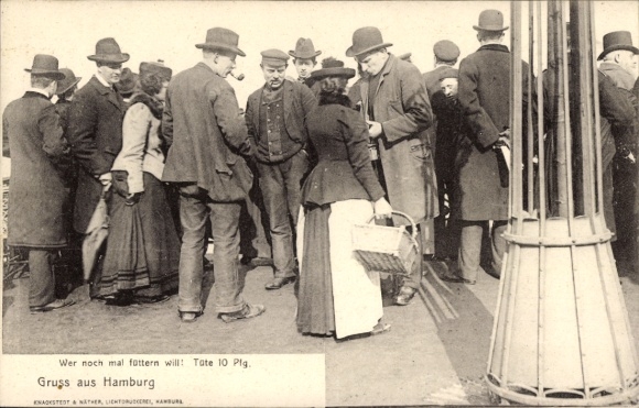 Postcard Hamburg, anyone who wants to feed again! Bag 10 Pfennigs