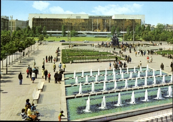 Postcard Berlin Mitte, Palace of the Republic, Square, Water Feature