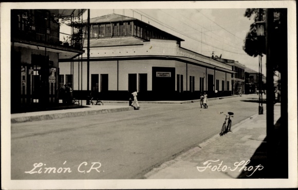 PC Limon Costa Rica, street section