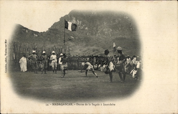 Postcard Madagascar, Danse de la Sagaie à Imandabe