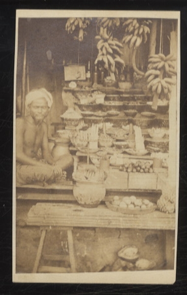 Malaysia - Original photography - August Sachtler, around 1864, Penang, market stall with fruits, traders