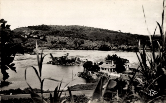 Postcard Bangui Niger, A threshold at the Oubangui, river threshold, settlement