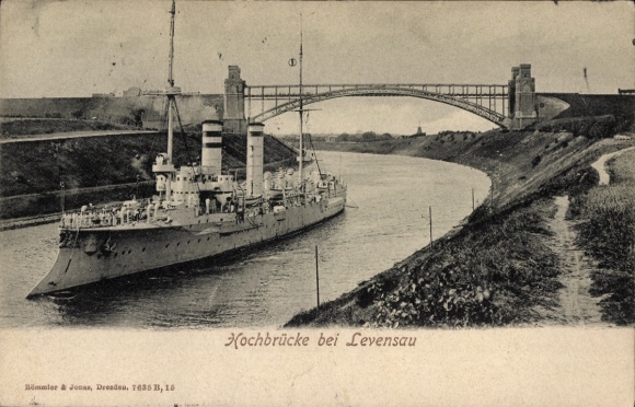 Levensau High Bridge, canal, German warship, light cruiser, Imperial Navy