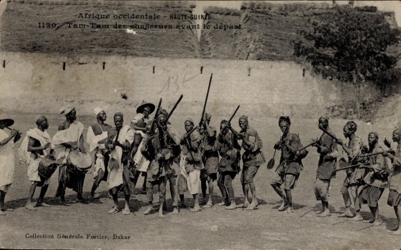 Postcard Dakar Senegal, African natives at Tam Tam