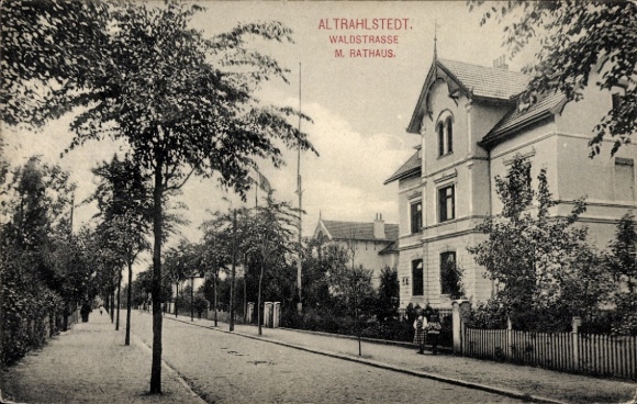 Hamburg Wandsbek Rahlstedt, Waldstraße, Altstrahlstedt