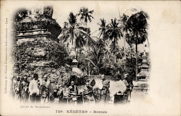 Postcard Kenetao Laos, Bonzes