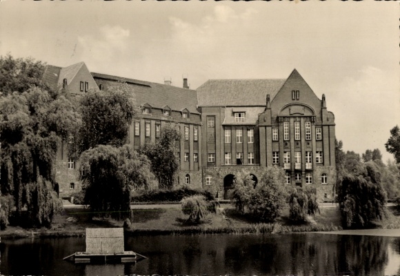 Postcard Berlin Weißensee, High School and Pedagogical Institute for Music Education
