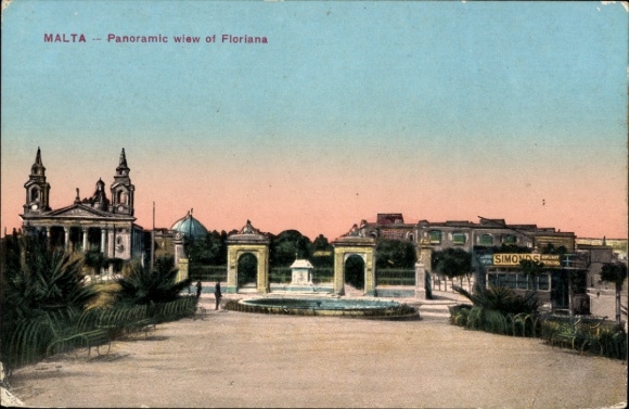Postcard Floriana Malta, panoramic view of Malta, fountains, buildings, plants