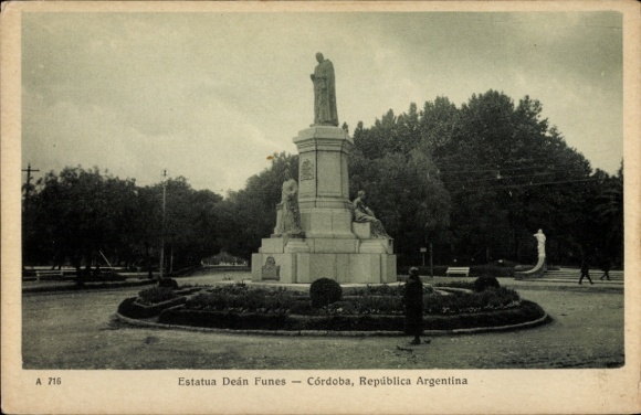 Postcard Córdoba Argentina, Statue Deán Funes, Argentina, Monument, Green spaces