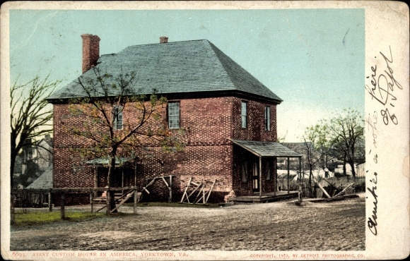 Postcard Yorktown Virginia USA, first customs house in America