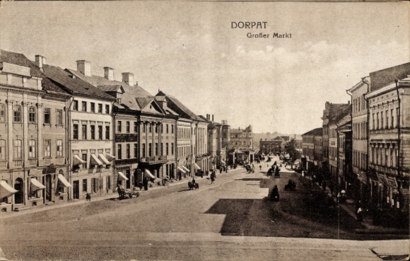 Tartu Dorpat Estonia, DORPAT, Main Market, street view, buildings, people, vehicles