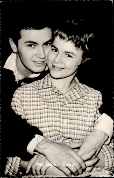 Actress and singer Conny, Cornelia Froboess and singer Rex Gildo, portrait, autograph