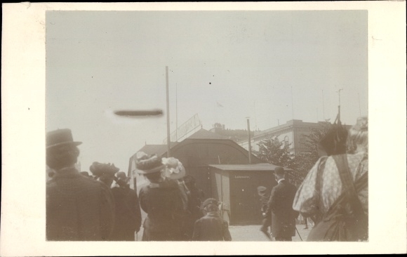 Photo Cologne on the Rhine, zeppelin over the city, invitation of the German Knights Unita