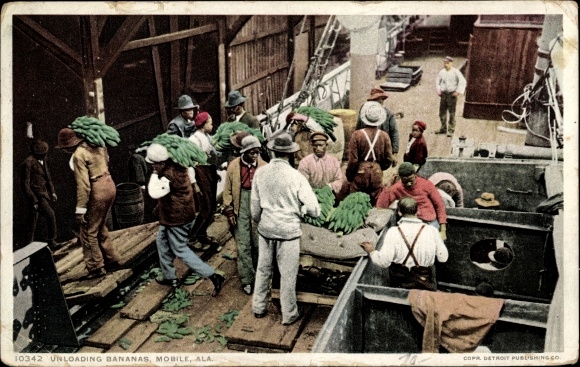 Postcard Mobile Alabama USA, unloading bananas