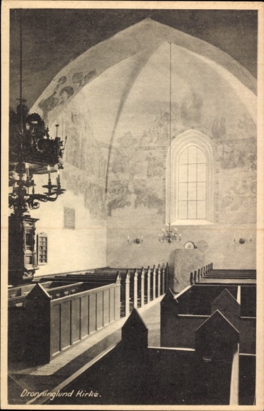 Postcard Dronninglund Denmark, interior view of Dronninglund Church, pews, windows, murals