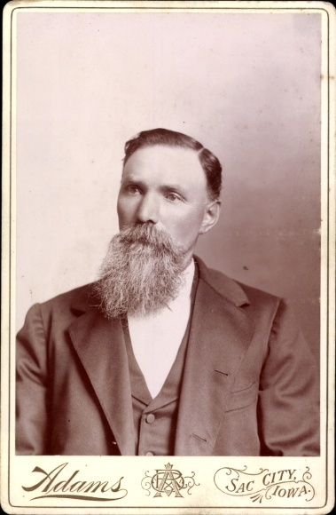 Cabinet photo Sac City Iowa, man portrait, beard