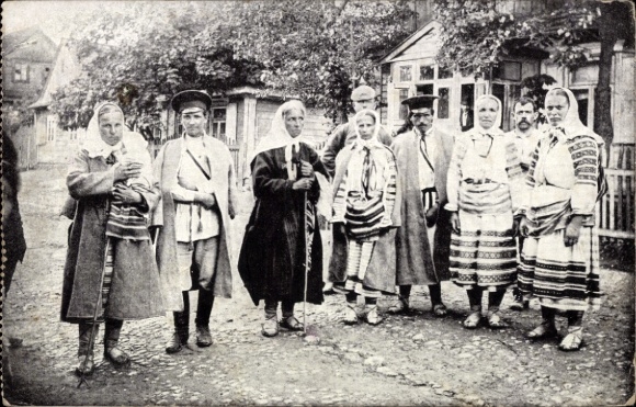 Postcard Belarus, Rokitnos Marshes near Brest Litovsk, peasants