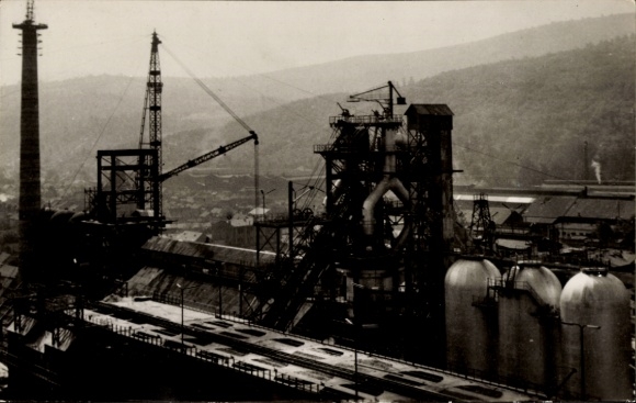 Reșița Reschitza Reschitz Romania, industrial plant, mountains in the background, no people, no