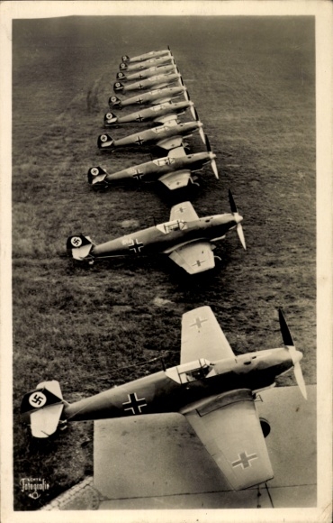 German Air Force, Messerschmitt Me Bf 109 B single-seat fighter, squadron before takeoff
