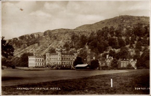 Postcard Kenmore Scotland, Taymouth Castle, Taymouth Castle Hotel, landscape, mountain,