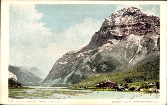 Postcard Field British Columbia Canada, Mt Steven, Hotel