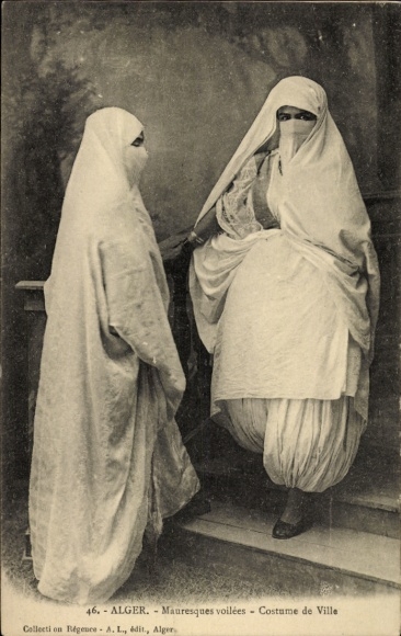 Postcard Algeria, Maghreb, Veiled Women