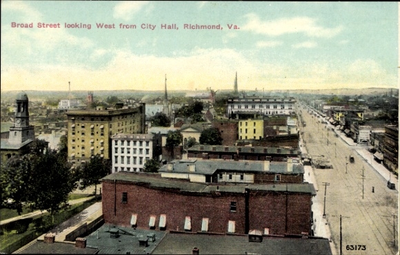 Postcard Richmond Virginia USA, view west on Broad Street from City Hall