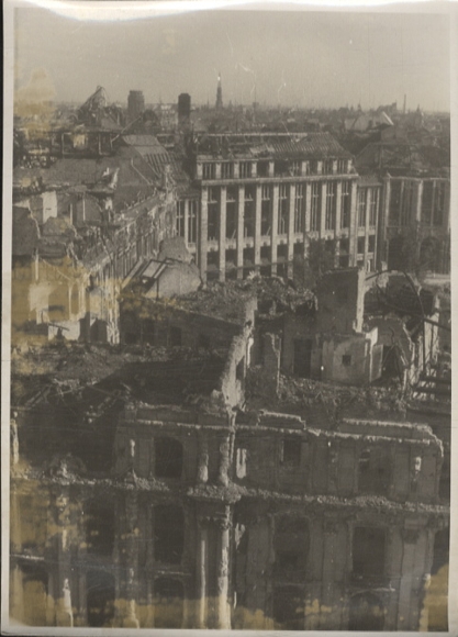 Original photo Berlin, Potsdamer Platz, panoramic view from the Columbushaus, around 1945/46