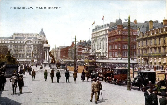 Manchester, England, Piccadilly, crowd, old cars, statue, shops