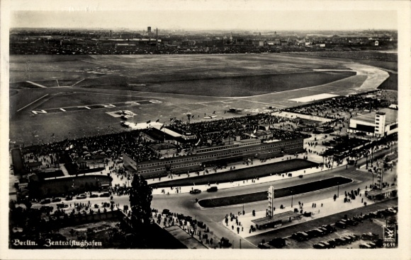 Postcard Berlin Tempelhof, Central Airport, aerial photograph, Klinke 9611