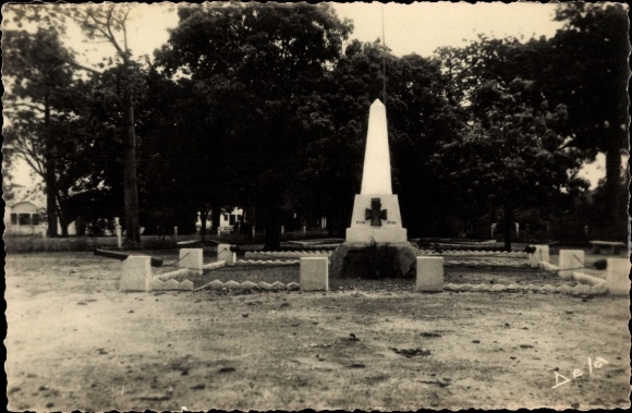 Postcard Bobo Dioulasso Burkina Faso, War Memorial