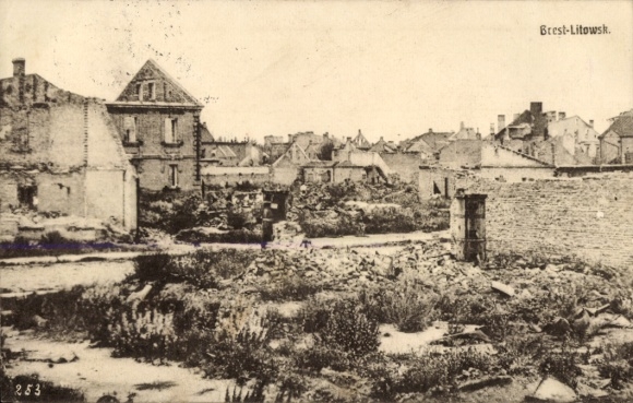 Postcard Brest Litovsk Belarus, destroyed city