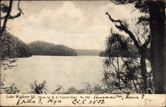 Postcard New Zealand, view of Lake Waikare Iti