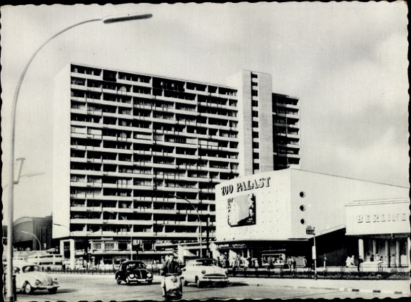 Postcard Berlin Tiergarten, skyscraper and Zoo Palast, cars