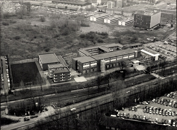 Photo: Hanseatic City of Bremen, Lufthansa Flight Training School, aerial view
