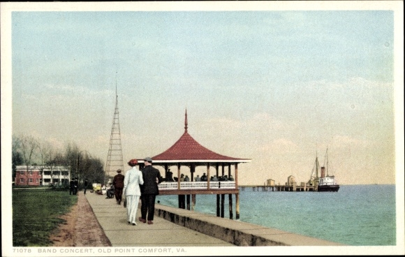 Postcard Hampton Virginia USA, Old Point Comfort, band concert