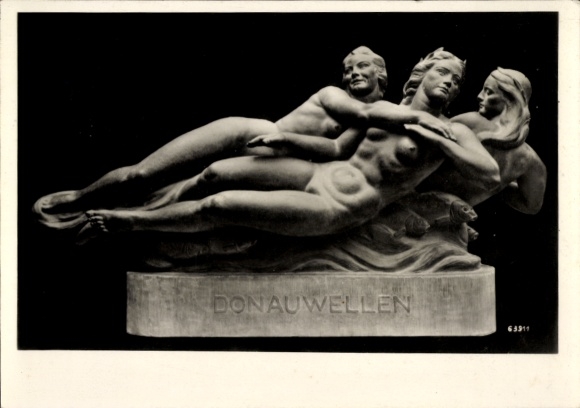 Art sculpture by Professor Josef Müllner, Danube Waves