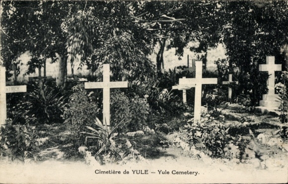 Postcard Yule Island Papua New Guinea, graves with crosses, plants, tranquil scenery