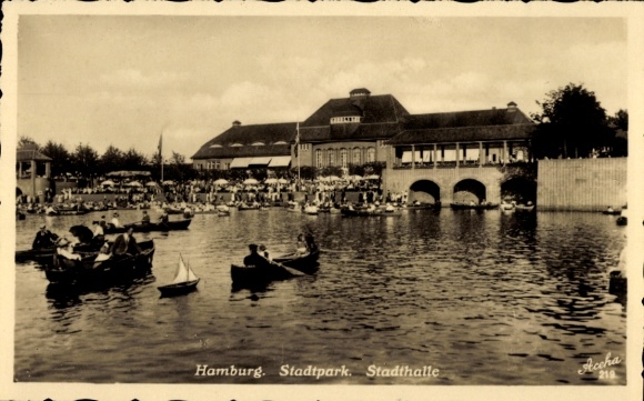Postcard Hamburg Nord Winterhude, The City Hall in the City Park