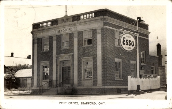 Bradford, Ontario, Canada, Post Office, Esso Gas Station