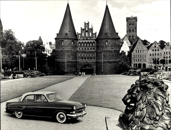 Photo of the Hanseatic city of Lübeck, square, Opel Kapitän car