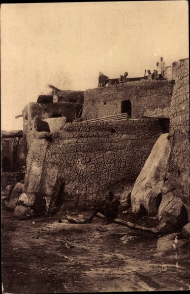 Postcard Bobo Dioulasso Burkina Faso, Life on the Terraces in Koro