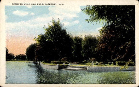PC Paterson New Jersey USA, Scene in West Side Park