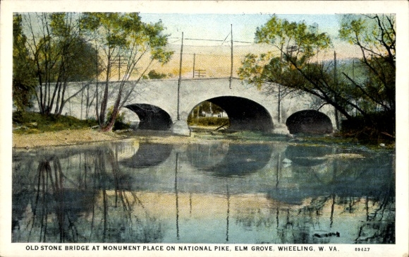 PC Wheeling, West Virginia, USA, Old Stone Bridge, Monument Place on National Pike