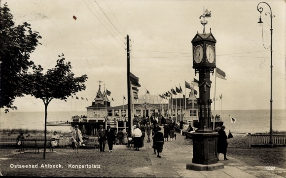 Postcard Ostseebad Ahlbeck Heringsdorf on Usedom, concert venue, clock tower