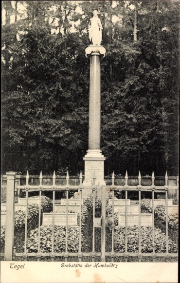 Berlin Reinickendorf Tegel, Humboldt family burial site